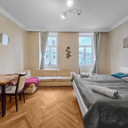 King-Size Comfort In Three Bedrooms Wenen Buitenkant foto