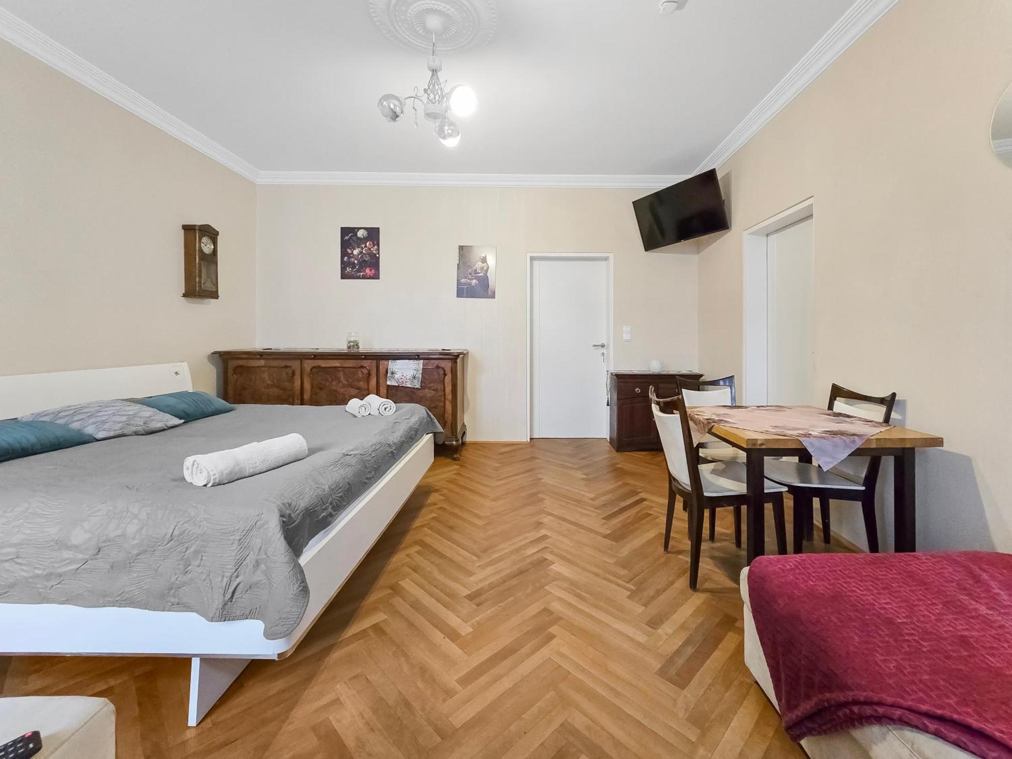 King-Size Comfort In Three Bedrooms Wenen Buitenkant foto